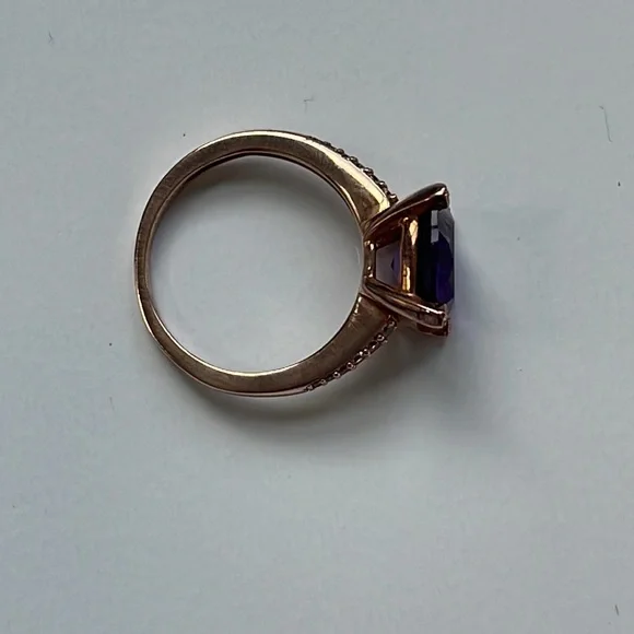 3 ct.Amethyst Cushion Cut Round Ring 6 1/2 - Picture 5 of 16